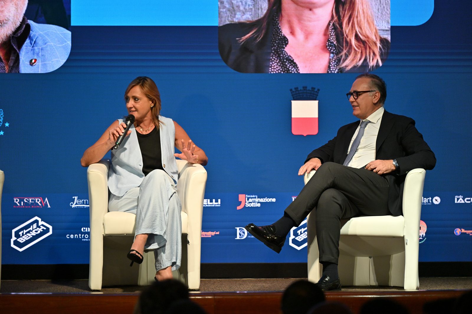 Il tavolo istituzionale con l'assessore Emanuela Ferrante