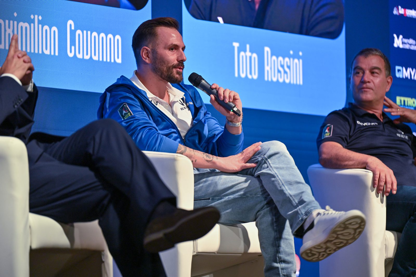 L'area tecnica: Totò Rossini, Gianluca Graziosi e il capitano Maximilian Cavanna